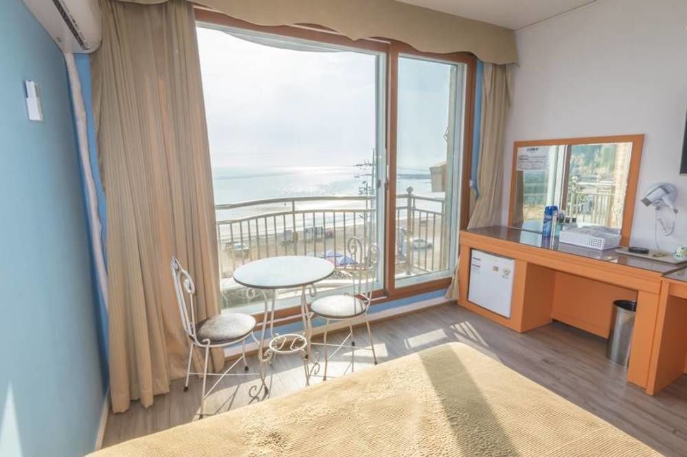 Ocean Beach Hotel Taean Esterno foto
