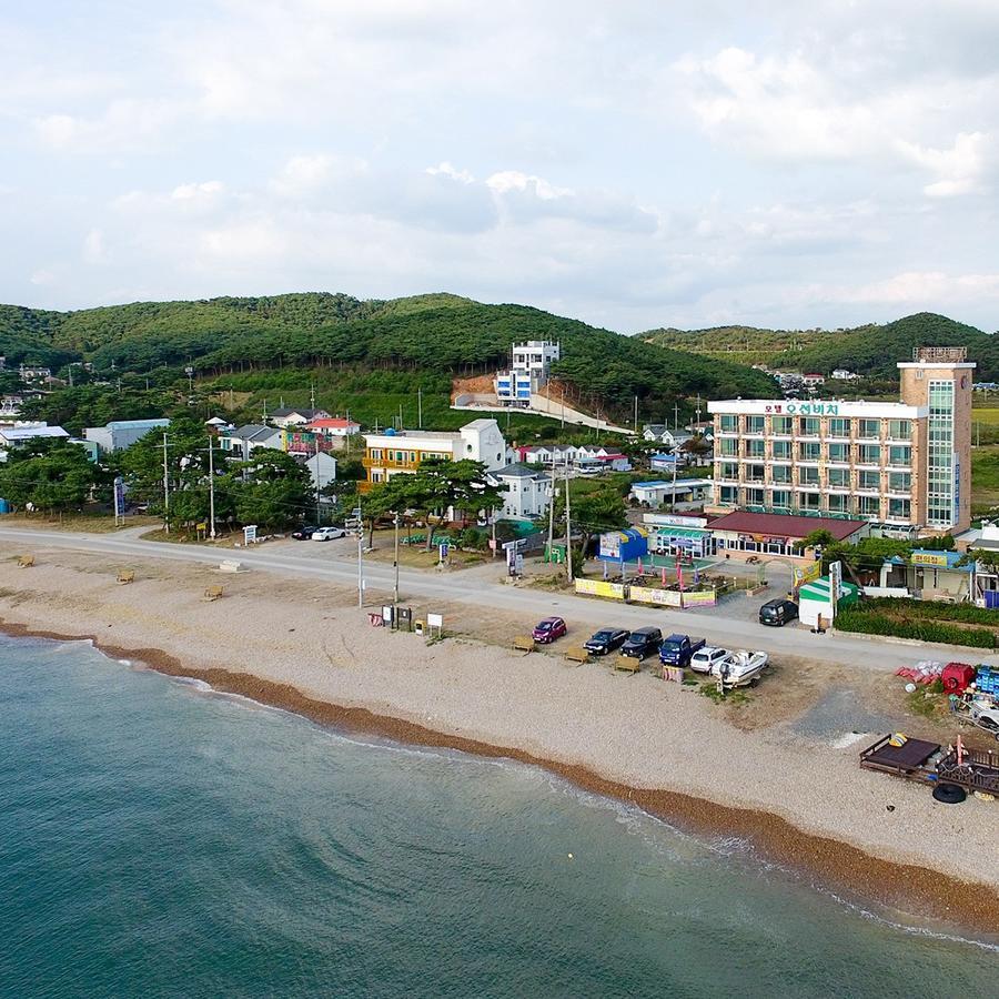 Ocean Beach Hotel Taean Esterno foto